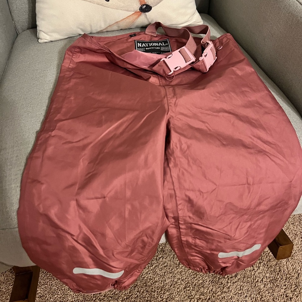 Waterproof (not insulated) ski bib never worn.